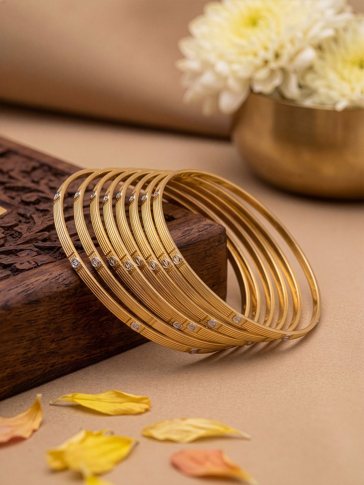 Bhumi Dot Gold Set Of 8 Women's 2/4, 2/6, 2/8 Bangles