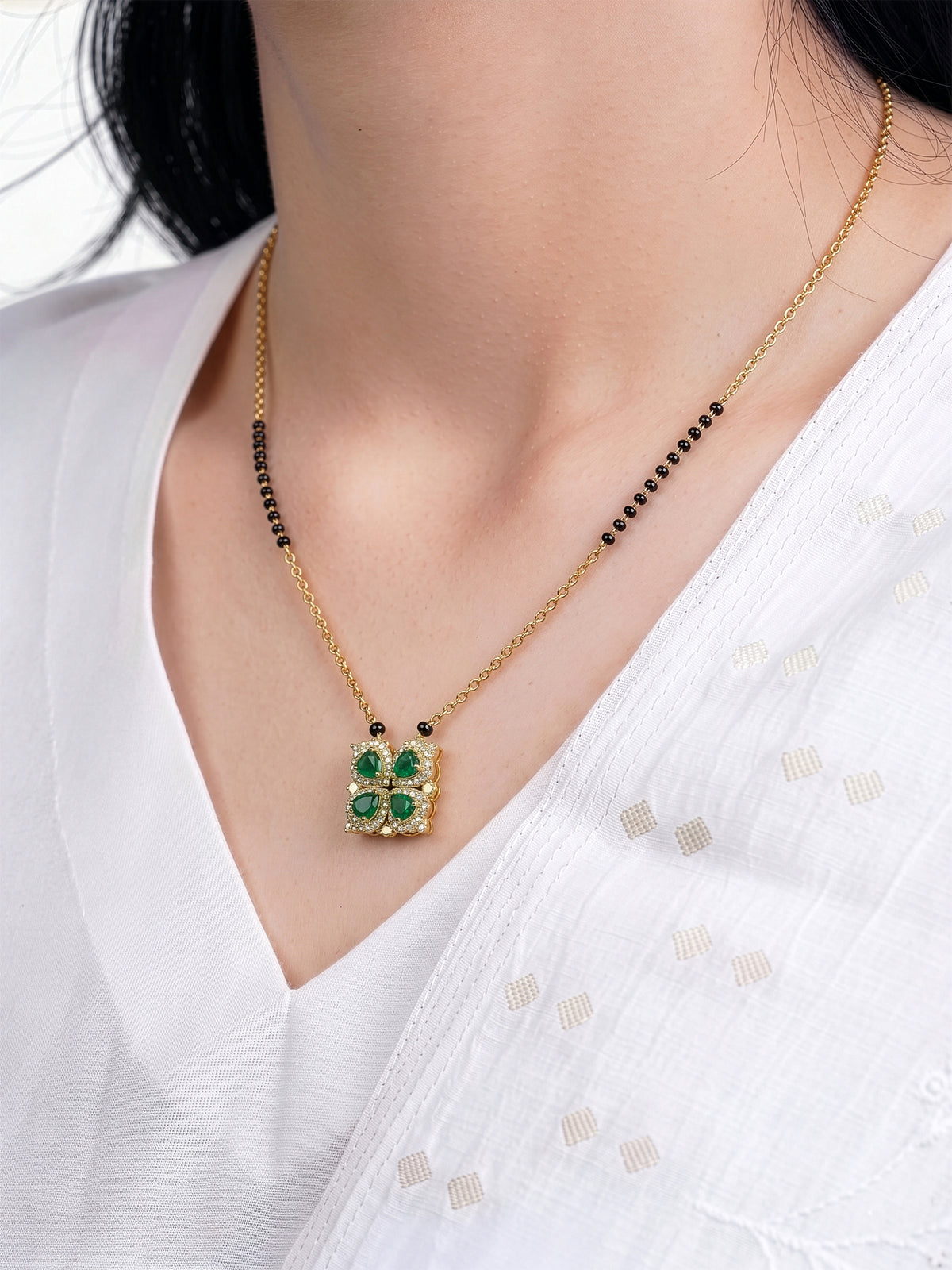 Emerald Shiny Clover Diamond Solitaire Green Heart Charm 18K Gold Plated Mangalsutra