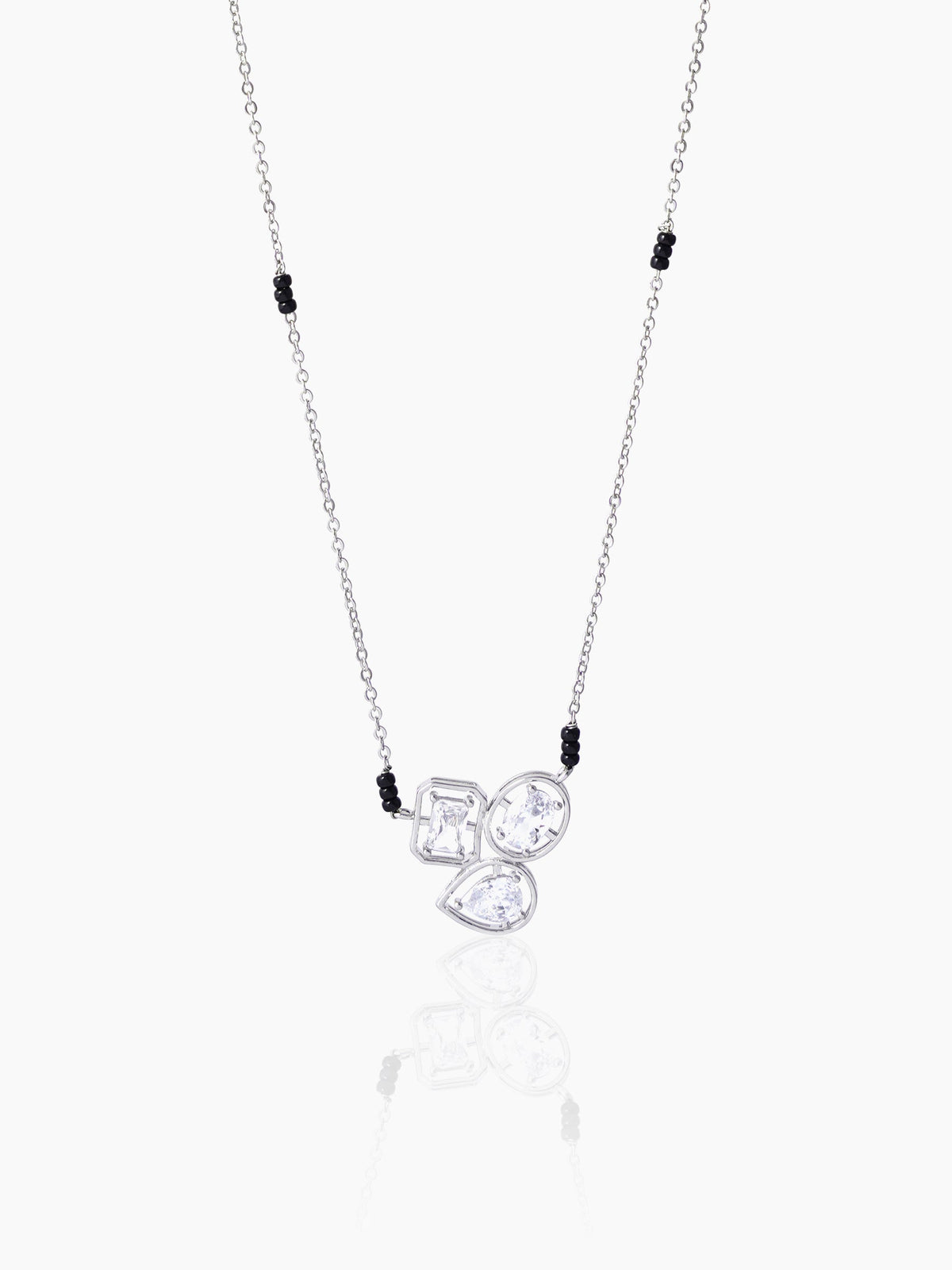 Malti Crystal Cut Diamond Pear Emerald Round Solitaire Silver Mangalsutra