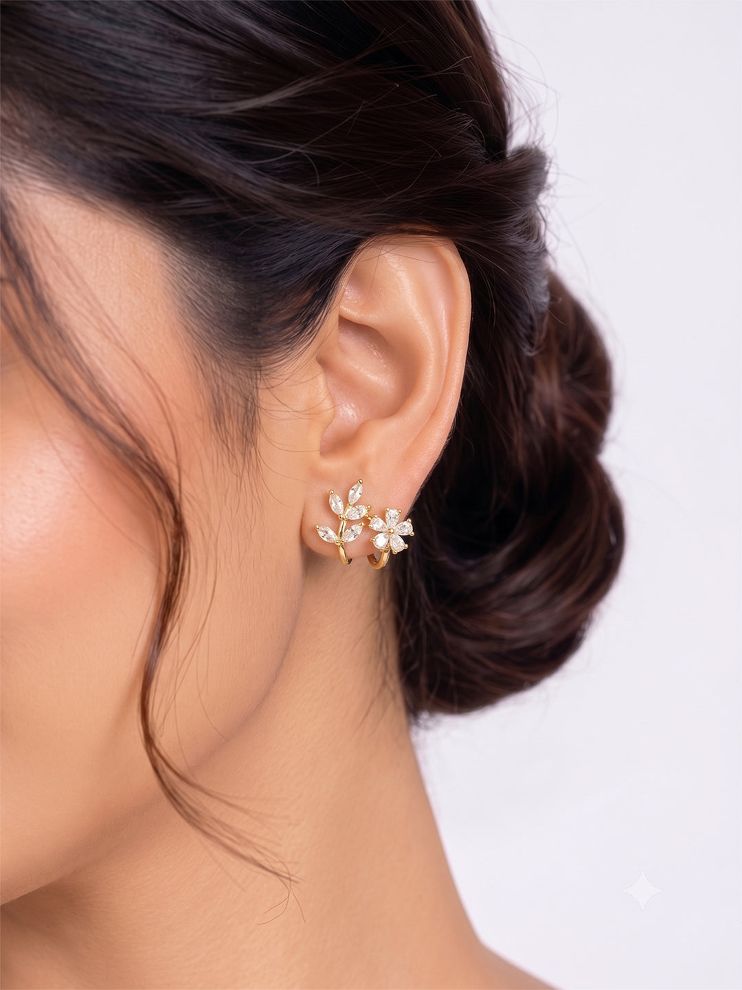 Ruhani Floral Leaf Curve Gold Women's Stud Earrings