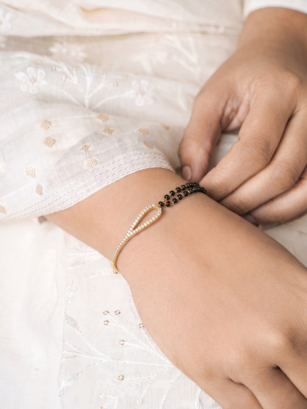 Kanvi Diamond 18K Gold Plated Women's Mangalsutra Bracelet