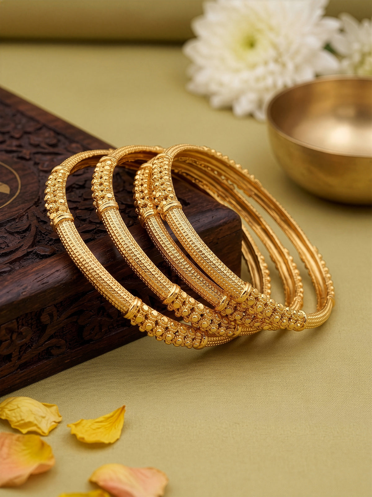 Niti Textured Gold Set Of 2 Women's 2/4, 2/6, 2/8 Bangle