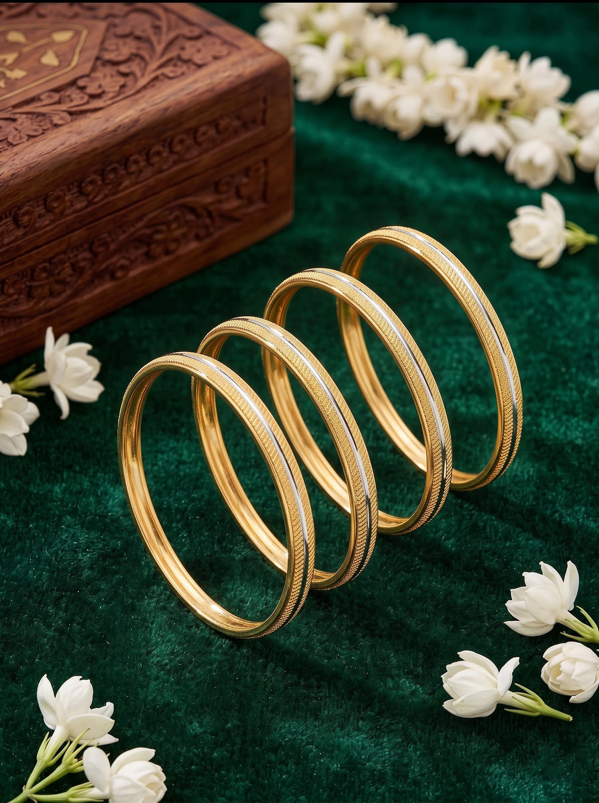 Vandita Silver Line Gold 2/4, 2/6, 2/8 Women's Bangles (Set Of 4)